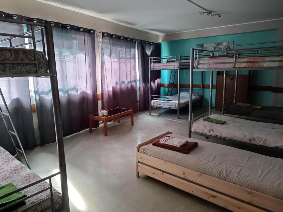 City Drops Hostel Aliados Private Room ポルト エクステリア 写真